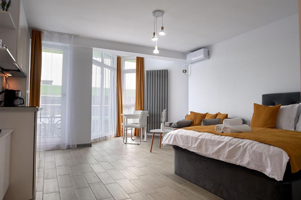 Sunrise King Studio Spa N Pool Beach Resort Navodari Exterior photo